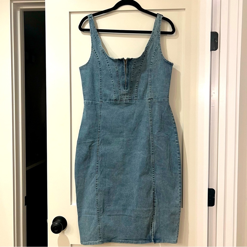Denim jean dress w/ zipper detail in front &  back, adjustable straps | size L